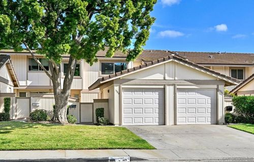 11218 Poblado Rd, San Diego, CA, 92127-1308 | Card Image