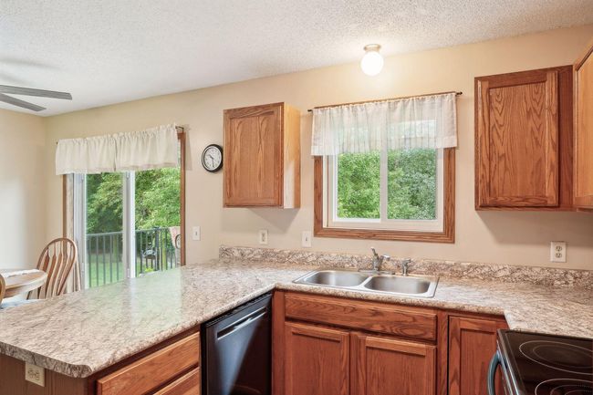 12840 288 Th St, House other with 4 bedrooms, 3 bathrooms and null parking in Lindstrom MN | Image 20