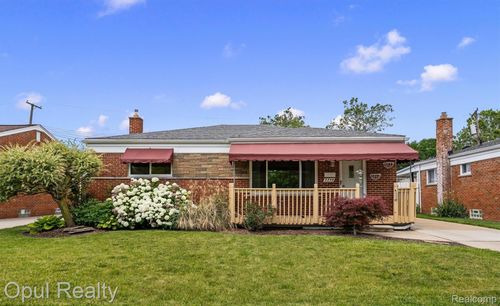 7799 Gary Ave, Westland, MI, 48185-5565 | Card Image