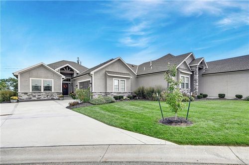 12997 S Alden St, Olathe, KS, 66062-6158 | Card Image