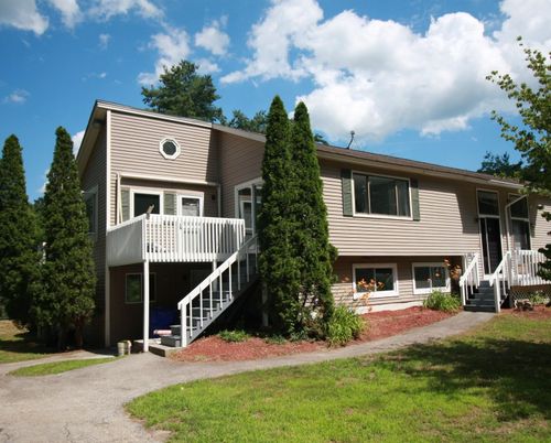 10 Sullivan Rd, Hudson, NH, 03051-3929 | Card Image