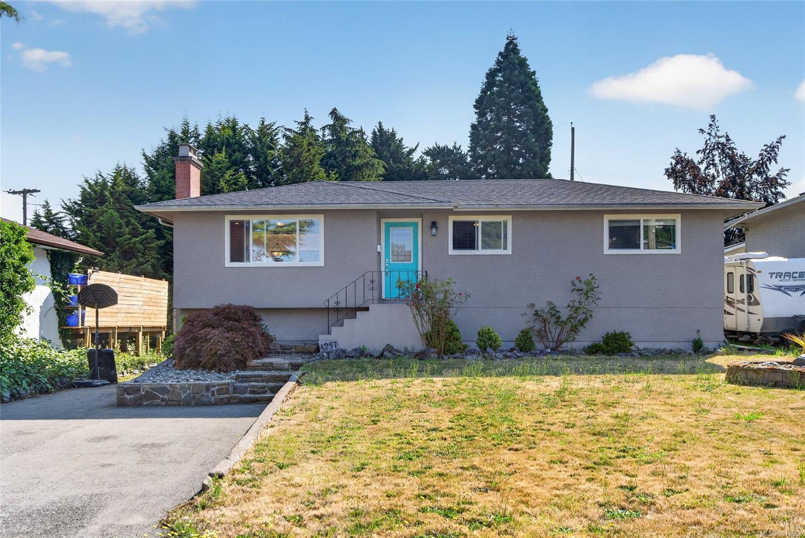 Residential in Saanich