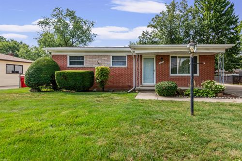 20424 Carlier St, Clinton Township, MI, 48035-4407 | Card Image