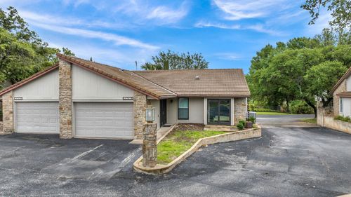 100 Bay Point Dr, Horseshoe Bay, TX, 78657-6090 | Card Image