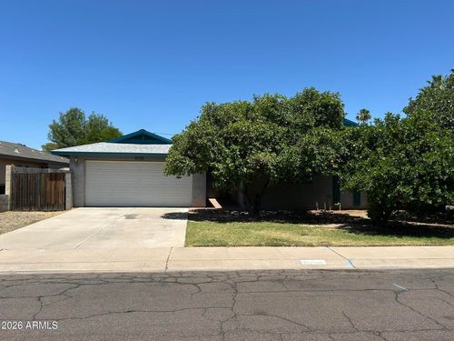 8708 E Malcomb Dr, Scottsdale, AZ, 85250-5739 | Card Image