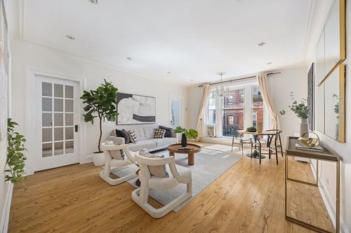3c-136 W 75th St, New York, NY, 10023-1923 | Card Image