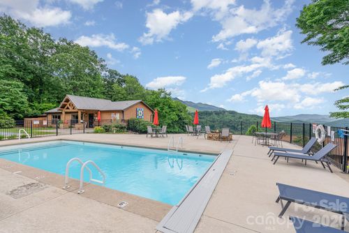2-508 Overlook Dr, Burnsville, NC, 28714-0110 | Card Image