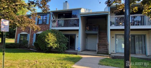 43 Crabapple Ln, Franklin Park, NJ, 08823-1408 | Card Image