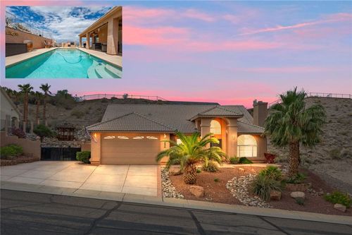 2884 Desert Vista Dr, Bullhead City, AZ, 86429-5800 | Card Image