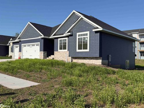 1217 N 18th St, Chariton, IA, 50049-1002 | Card Image