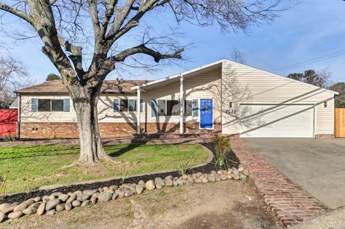 7055 Winding Way, Fair Oaks, CA, 95628 | Card Image