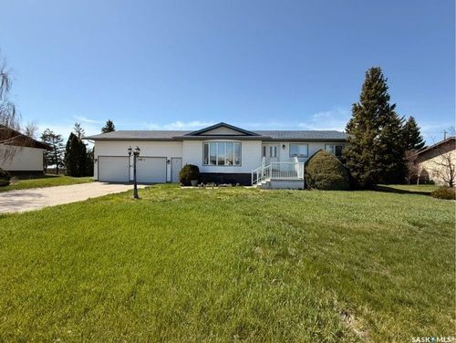 410 2nd St W, Kyle, SK, S0L1T0 | Card Image