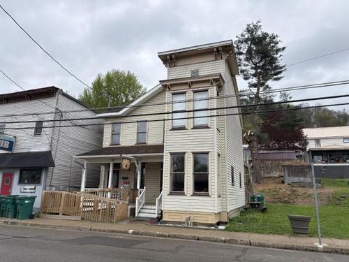 123 Main St, Tidioute, PA, 16351-1061 | Card Image