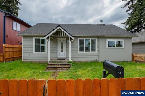 2215 Main St, Sweet Home, OR, 97386 | Card Image