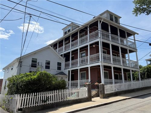 42 Church St, Woonsocket, RI, 02895-3013 | Card Image