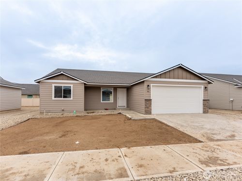 86 Salmon Dr, Wenatchee, WA, 98801-8504 | Card Image