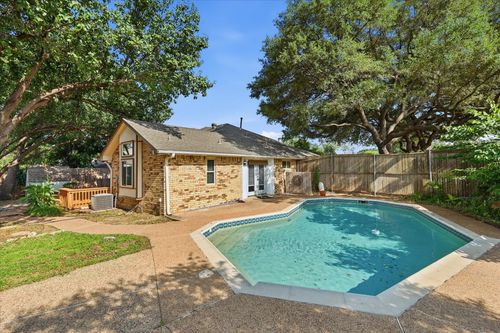 1824 Chatham Dr, Flower Mound, TX, 75028-4506 | Card Image