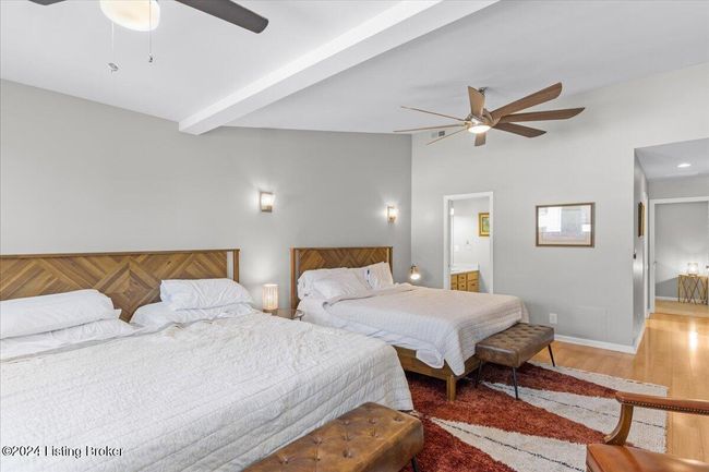 102 - 945 Baxter Ave, Townhouse with 2 bedrooms, 4 bathrooms and null parking in Louisville KY | Image 35