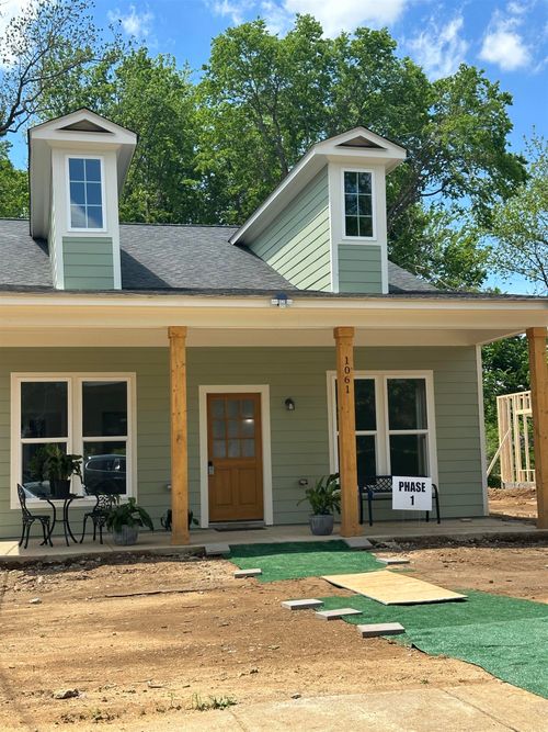 1061 Shaw Pl, Memphis, TN, 38126-6307 | Card Image