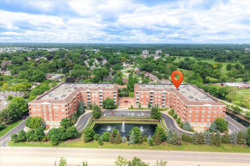 302-1 Itasca Pl, Itasca, IL, 60143 | Card Image