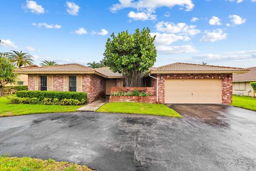 959 Nw 109th Ter, Coral Springs, FL, 33071-6492 | Card Image