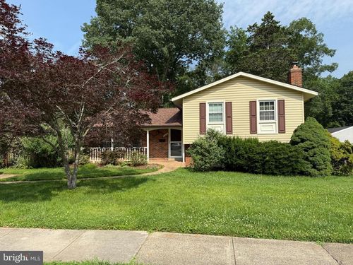 7400 Roxbury Ave, MANASSAS, VA, 20109-3038 | Card Image
