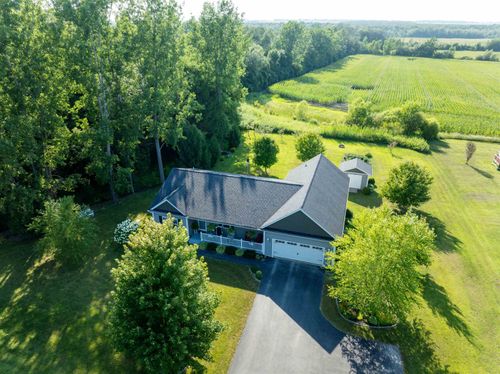 18 Cedar Ledge Ests, Swanton, VT, 05488-4449 | Card Image