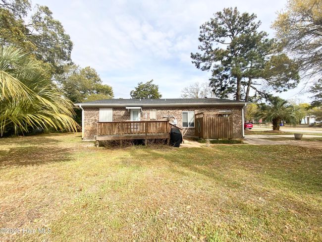 201 Ne 48 Th St, House other with 3 bedrooms, 2 bathrooms and 1 parking in Oak Island NC | Image 27