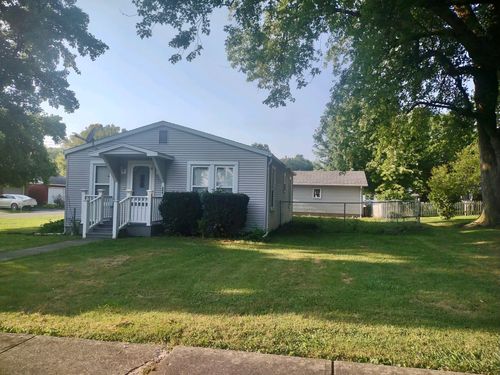 204 E North St, Kansas, IL, 61933-6167 | Card Image