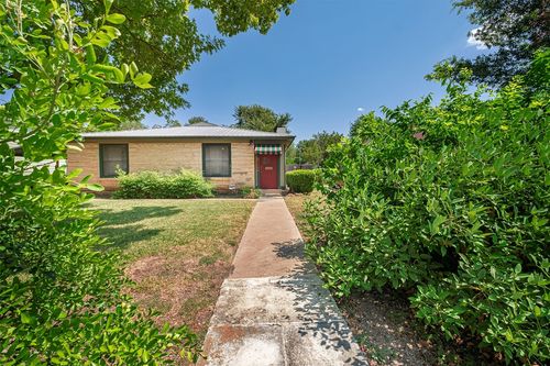 1804 Cullen Ave, Austin, TX, 78757-2434 | Card Image