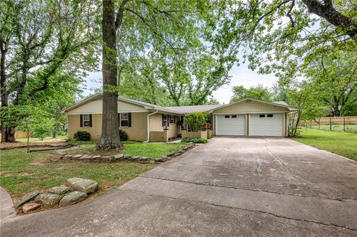 2917 N Mayberry Ln, Fayetteville, AR, 72703-4406 | Card Image