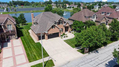 99 Indigo Dr, Dyer, IN, 46311-2799 | Card Image
