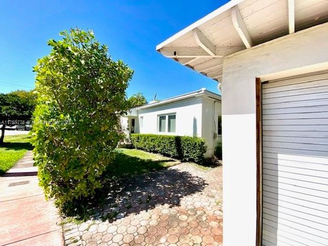463 W 62 Nd St, House other with 3 bedrooms, 2 bathrooms and null parking in Miami Beach FL | Image 4