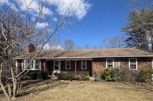286 S Worcester St, Norton, MA, 02766-3424 | Card Image