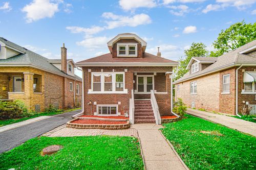 1426 S 10th Avenue, Maywood, IL, 60153 | Card Image