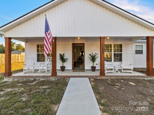 2352 Northcutt Rd, Hartsville, SC, 29550-6505 | Card Image