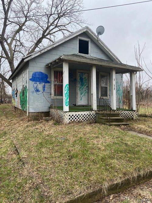 1912 Thom St, Flint, MI, 48506-2859 | Card Image