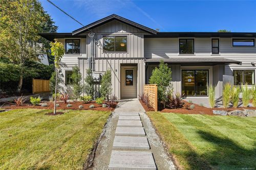 2-4430 Shore Way, Victoria, BC, V8N3T9 | Card Image