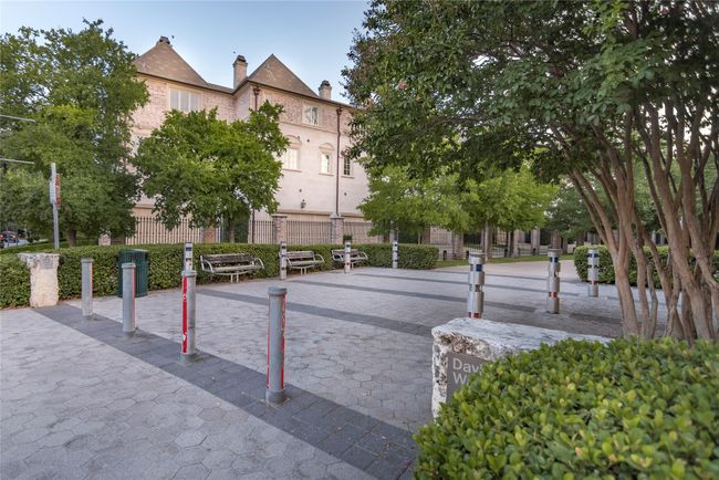 APT-266 - 4719 Cole Ave, Condo with 3 bedrooms, 3 bathrooms and null parking in Dallas TX | Image 35