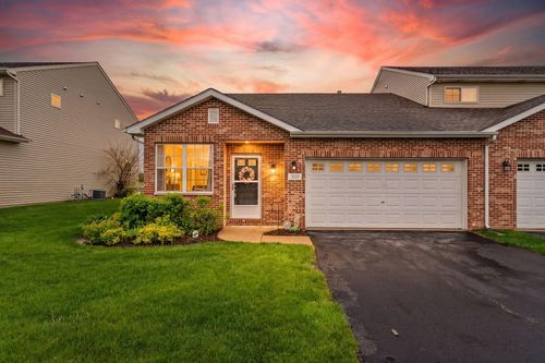 7619 E 112th Ave, Crown Point, IN, 46307-0046 | Card Image