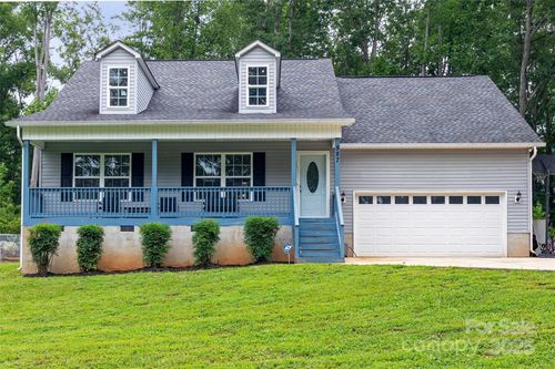 587 Kelly Rd, York, SC, 29745-9303 | Card Image