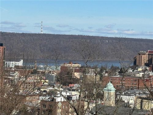 223 Glenbrook Ave, Yonkers, NY, 10705-1539 | Card Image