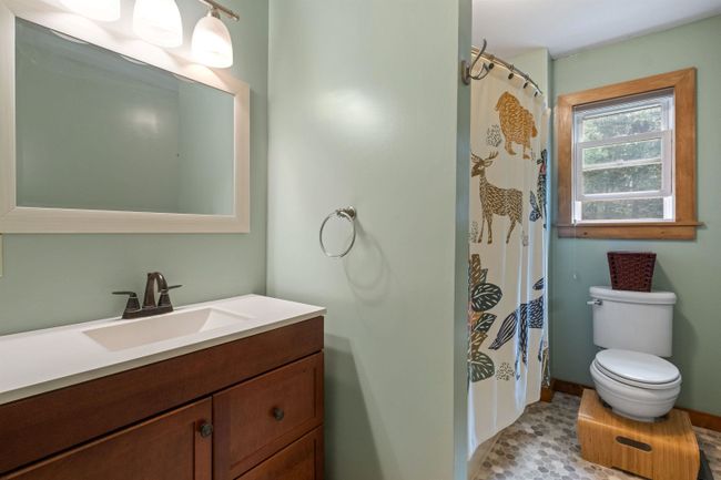 289 E Main St, House other with 3 bedrooms, 2 bathrooms and null parking in Lunenburg VT | Image 16