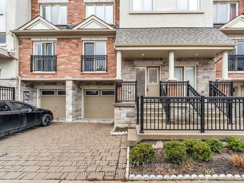 22 Coneflower Cres, North York, ON, M2R0A4 | Card Image