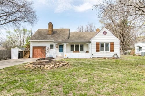 9004 E 65th Ter, Raytown, MO, 64133-4859 | Card Image