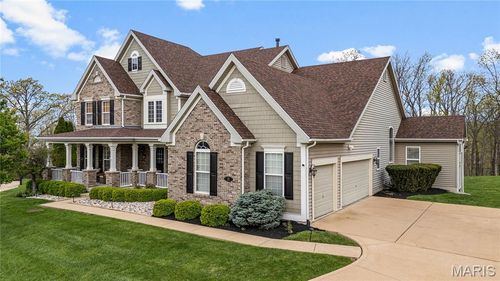 11 Kahlia Way Ct, Saint Louis, MO, 63127-1938 | Card Image