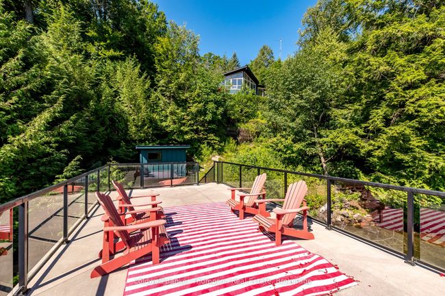1063 Lakeview Rd, House other with 5 bedrooms, 2 bathrooms and 3 parking in Utterson ON | Image 5