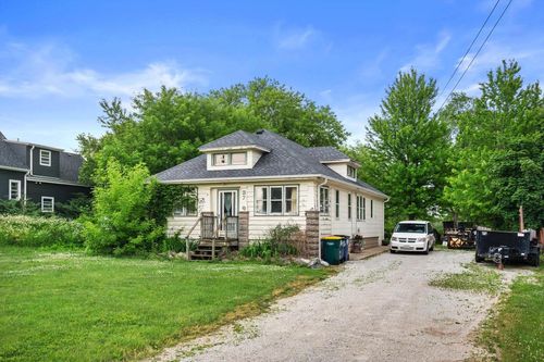 3709 E Ryan Road, Oak Creek, WI, 53154 | Card Image