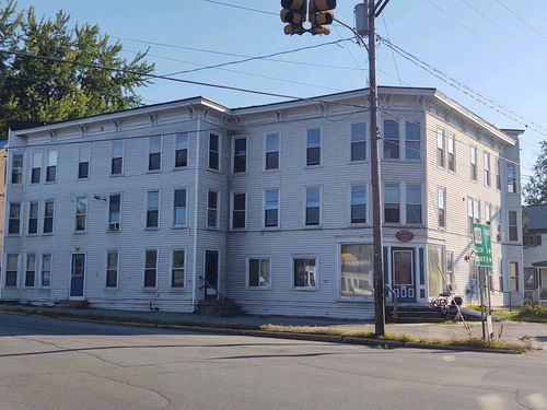 apt-203-4 Elm St, Lancaster, NH, 03584-3149 | Card Image
