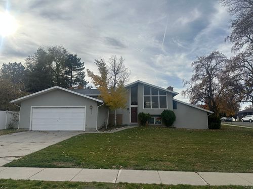 512 E Larchwood Dr, Midvale, UT, 84047-1364 | Card Image